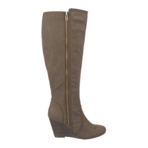 Fergalicious Shoes - FERGALICIOUS wedge boot  wide shaft